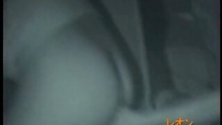 Blond videovestlustöötaja läheb seksiga hulluks.